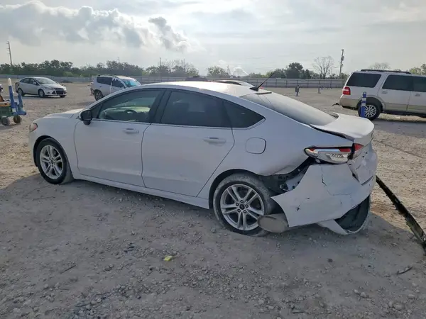 3FA6P0HDXJR158463 2018 FORD FUSION - Image 2