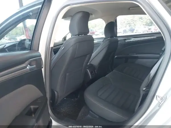 3FA6P0HDXJR164747 2018 FORD FUSION - Image 8