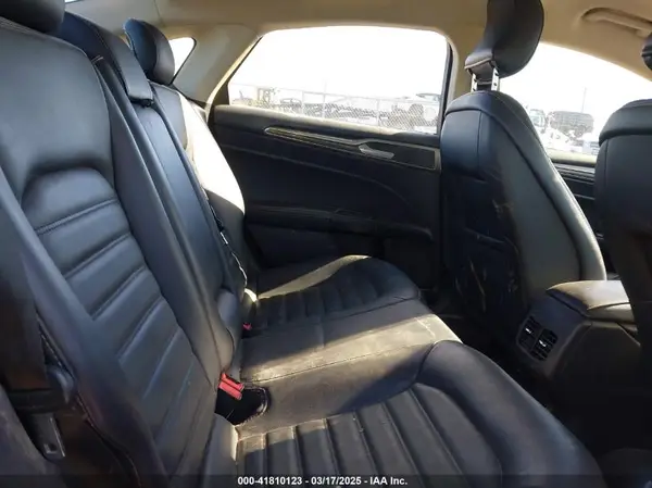 3FA6P0HDXJR165459 2018 FORD FUSION - Image 8
