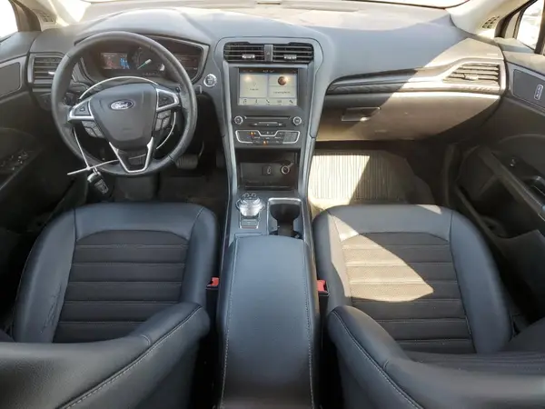 3FA6P0HDXJR176803 2018 FORD FUSION - Image 8
