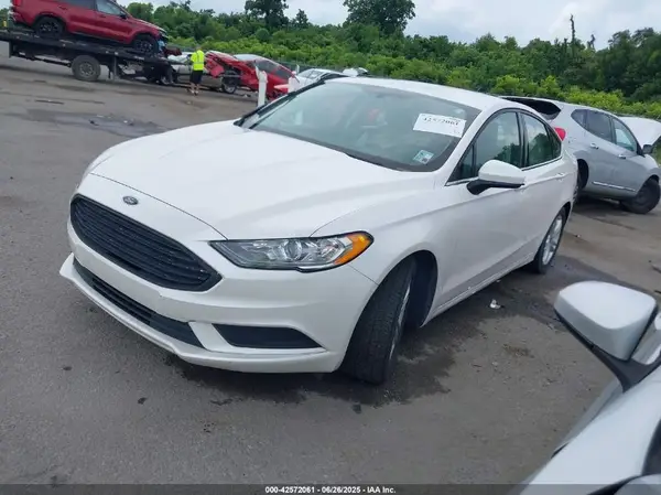 3FA6P0HDXJR183900 2018 FORD FUSION - Image 2