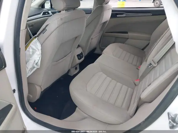 3FA6P0HDXJR183900 2018 FORD FUSION - Image 8
