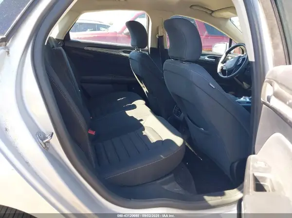 3FA6P0HDXJR187316 2018 FORD FUSION - Image 8