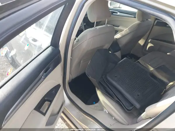 3FA6P0HDXJR194721 2018 FORD FUSION - Image 8