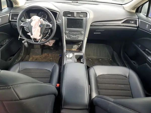 3FA6P0HDXJR201585 2018 FORD FUSION - Image 8