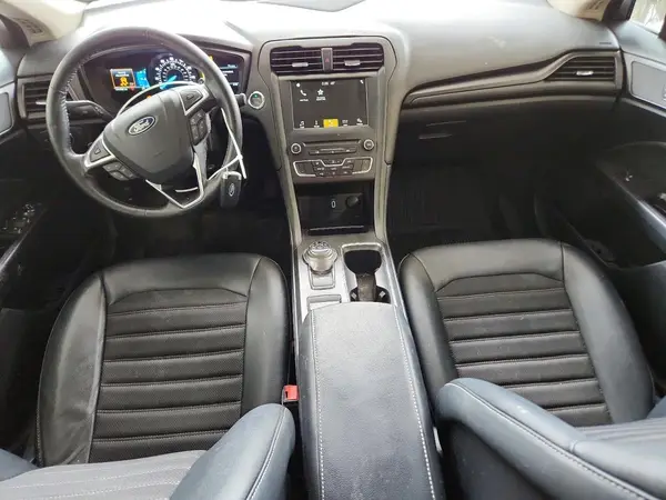 3FA6P0HDXJR203689 2018 FORD FUSION - Image 8