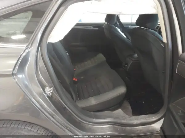 3FA6P0HDXJR204034 2018 FORD FUSION - Image 8