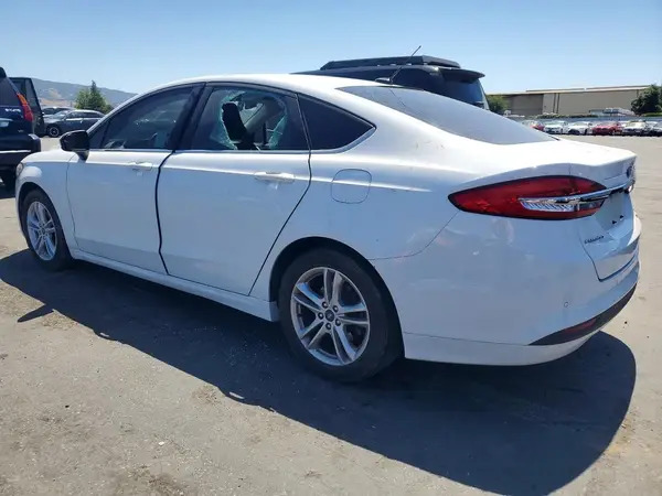 3FA6P0HDXJR205250 2018 FORD FUSION - Image 2
