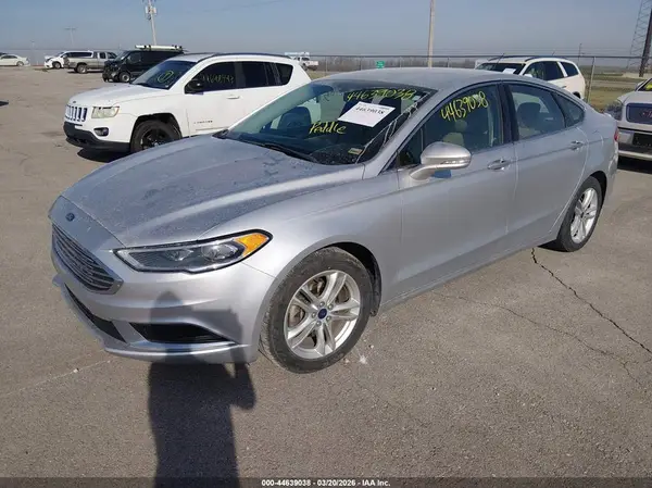 3FA6P0HDXJR208181 2018 FORD FUSION - Image 2
