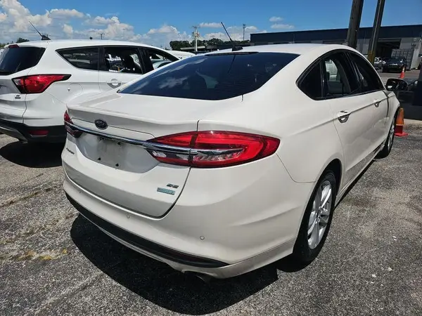 3FA6P0HDXJR210500 2018 FORD FUSION - Image 8