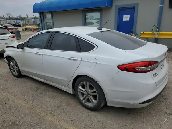 3FA6P0HDXJR212702 2018 FORD FUSION - Image 2