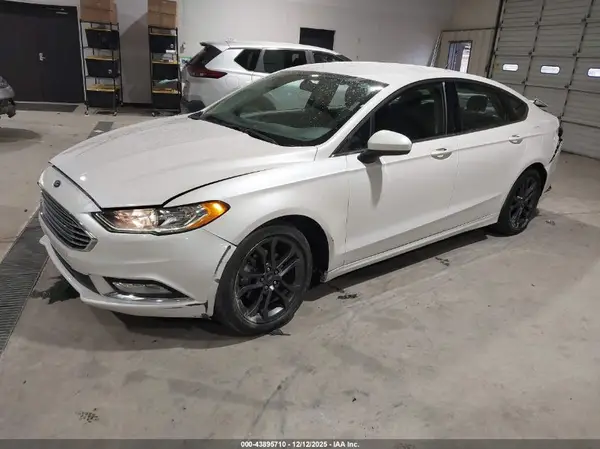 3FA6P0HDXJR216653 2018 FORD FUSION - Image 2