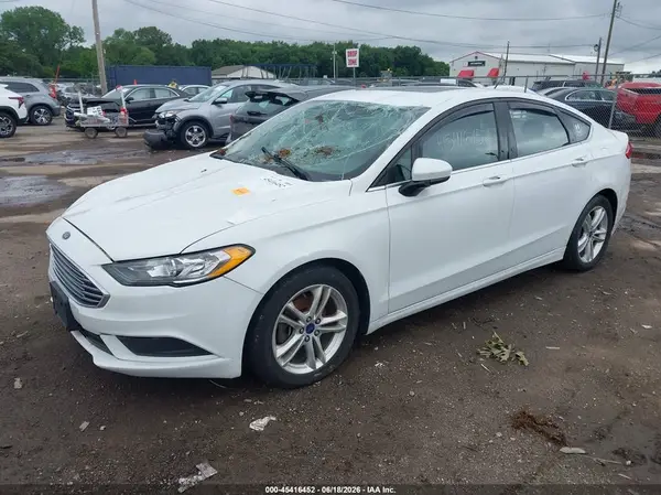 3FA6P0HDXJR223344 2018 FORD FUSION - Image 2