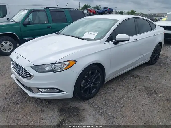 3FA6P0HDXJR231900 2018 FORD FUSION - Image 2