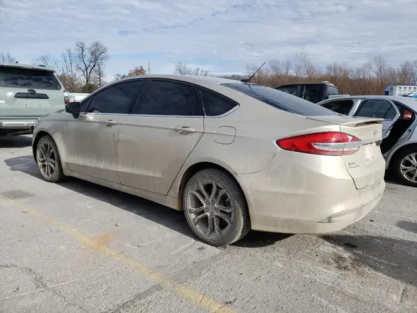 3FA6P0HDXJR232092 2018 FORD FUSION - Image 2