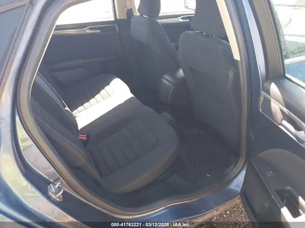 3FA6P0HDXJR237454 2018 FORD FUSION - Image 8