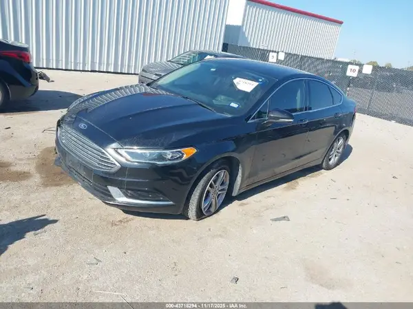3FA6P0HDXJR251032 2018 FORD FUSION - Image 2