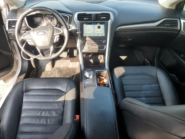 3FA6P0HDXJR259759 2018 FORD FUSION - Image 8