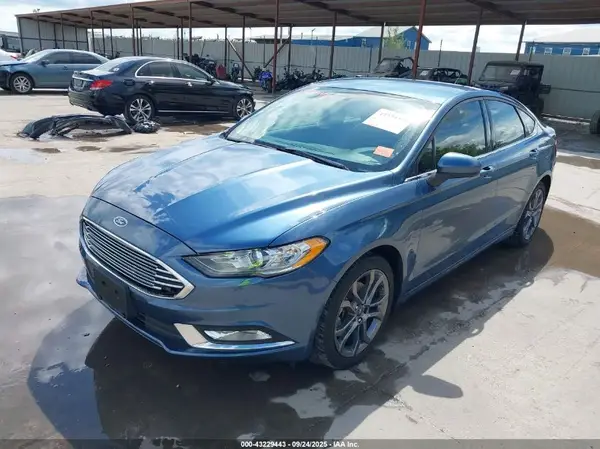 3FA6P0HDXJR262242 2018 FORD FUSION - Image 2