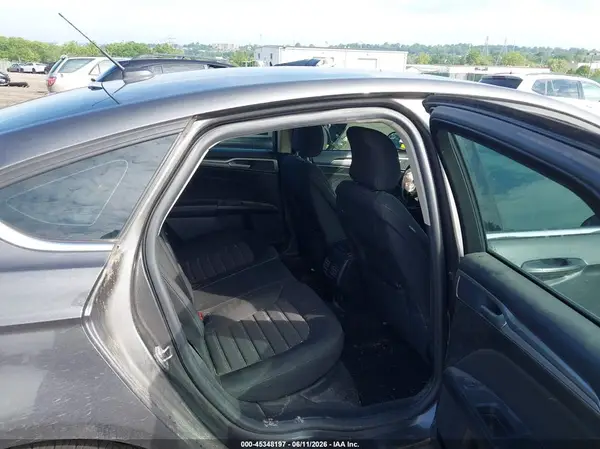 3FA6P0HDXJR264234 2018 FORD FUSION - Image 8