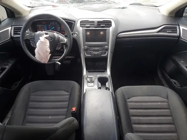 3FA6P0HDXJR266422 2018 FORD FUSION - Image 8