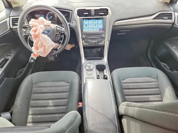 3FA6P0HDXJR267781 2018 FORD FUSION - Image 8