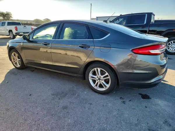 3FA6P0HDXJR276352 2018 FORD FUSION - Image 2