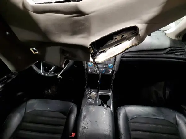 3FA6P0HDXJR281521 2018 FORD FUSION - Image 8