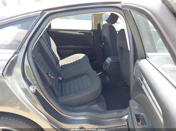 3FA6P0HDXJR284127 2018 FORD FUSION - Image 8