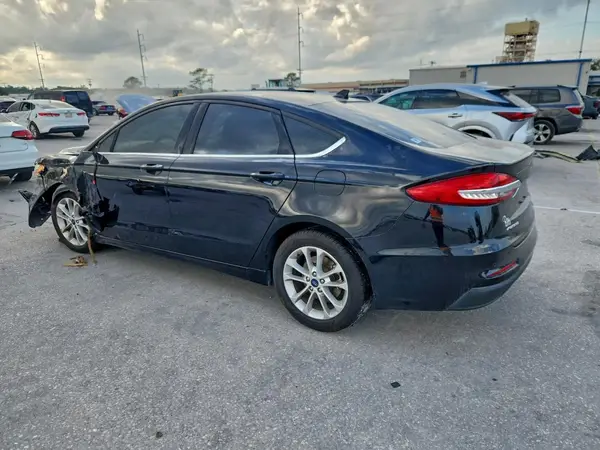 3FA6P0HDXKR102167 2019 FORD FUSION - Image 2
