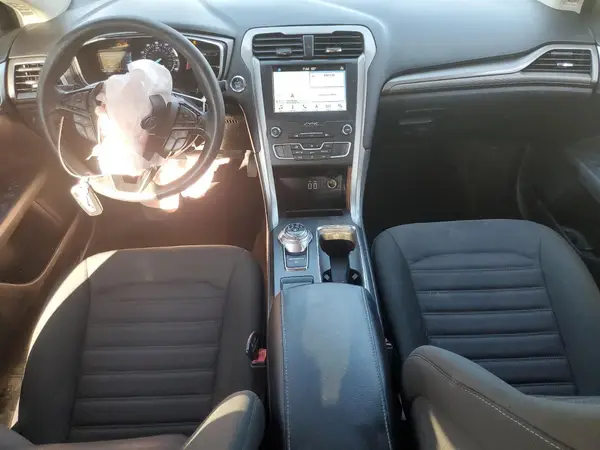 3FA6P0HDXKR102542 2019 FORD FUSION - Image 8