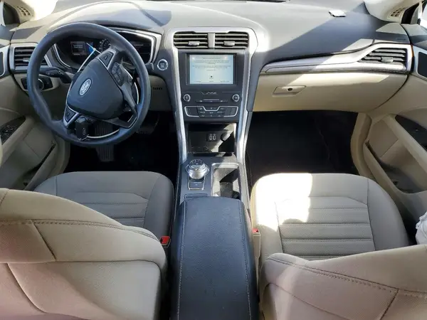 3FA6P0HDXKR103268 2019 FORD FUSION - Image 8