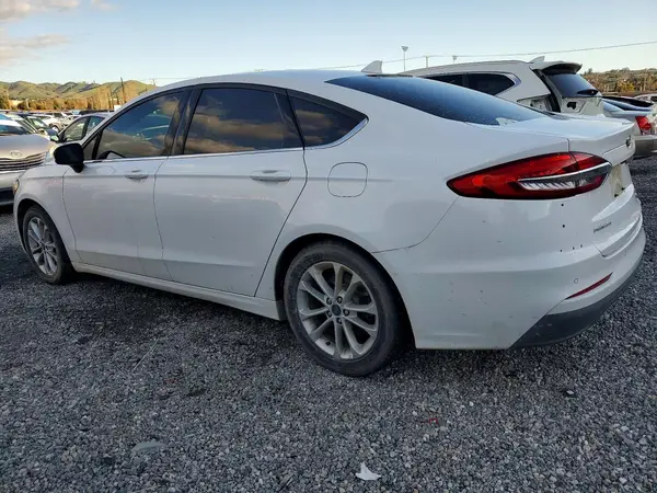3FA6P0HDXKR107482 2019 FORD FUSION - Image 2