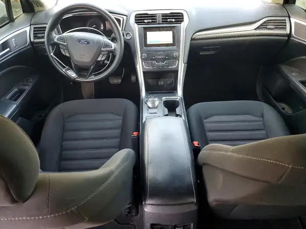 3FA6P0HDXKR107482 2019 FORD FUSION - Image 8