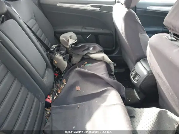 3FA6P0HDXKR107837 2019 FORD FUSION - Image 8