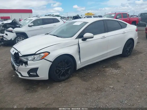 3FA6P0HDXKR113461 2019 FORD FUSION - Image 2
