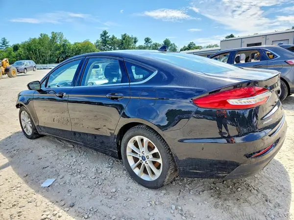 3FA6P0HDXKR125478 2019 FORD FUSION - Image 2