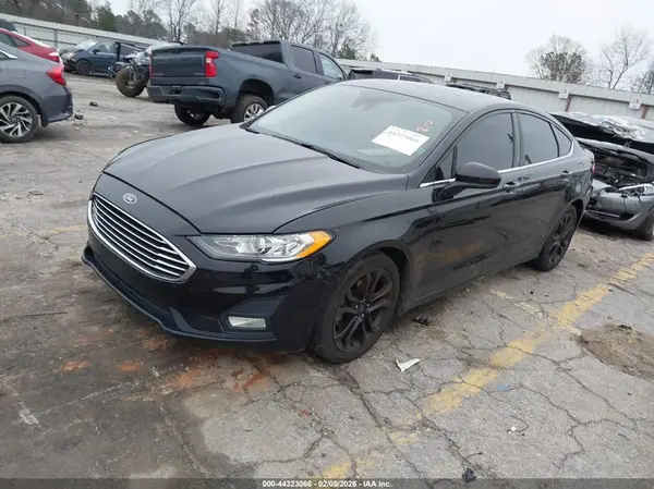 3FA6P0HDXKR126565 2019 FORD FUSION - Image 2