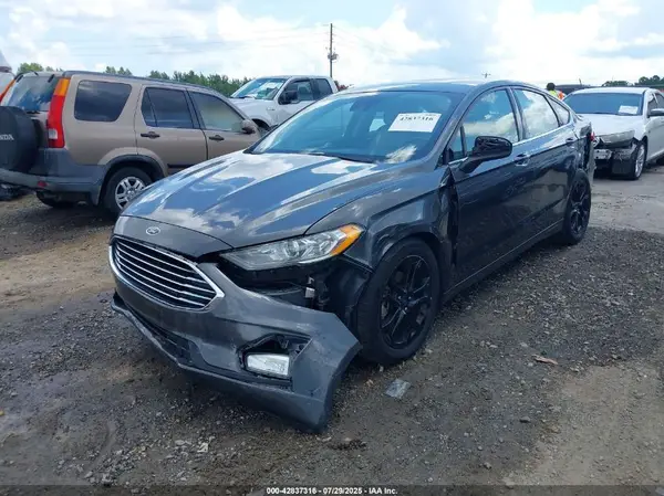 3FA6P0HDXKR130034 2019 FORD FUSION - Image 2