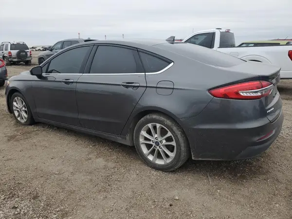 3FA6P0HDXKR135802 2019 FORD FUSION - Image 2