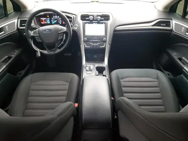 3FA6P0HDXKR135802 2019 FORD FUSION - Image 8