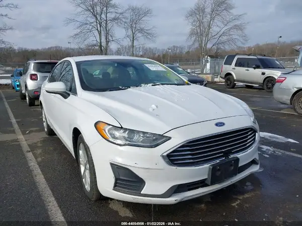 3FA6P0HDXKR145827 2019 FORD FUSION - Image 1
