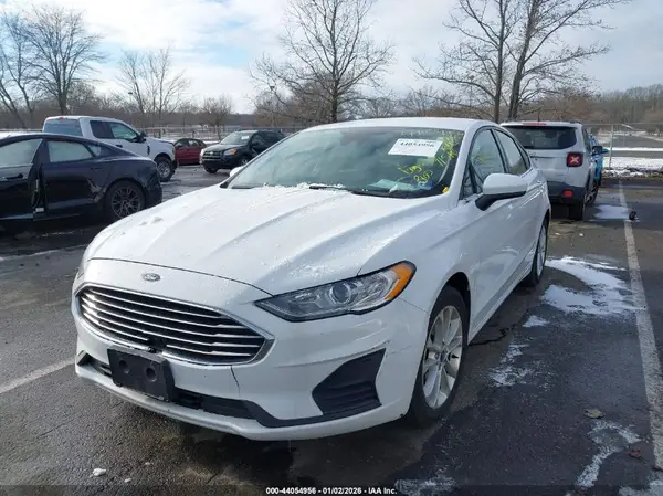 3FA6P0HDXKR145827 2019 FORD FUSION - Image 2