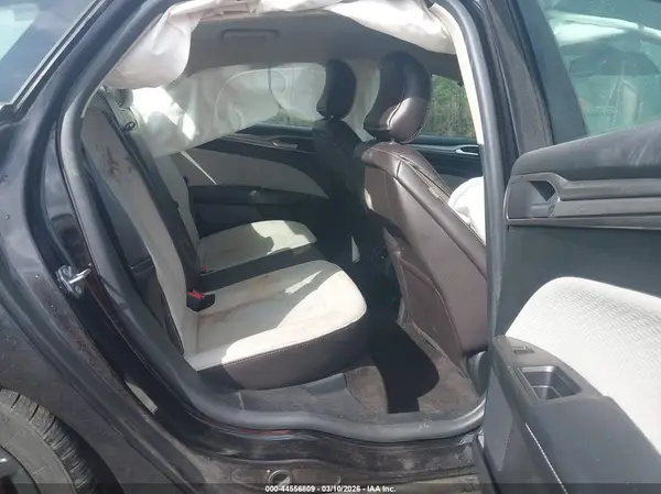 3FA6P0HDXKR146606 2019 FORD FUSION - Image 8