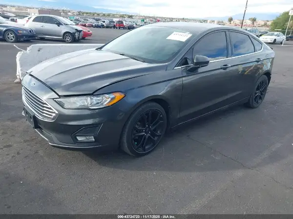 3FA6P0HDXKR148534 2019 FORD FUSION - Image 2