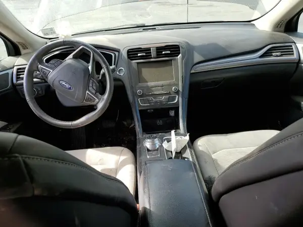 3FA6P0HDXKR161042 2019 FORD FUSION - Image 8