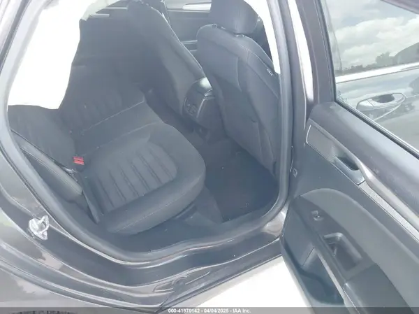 3FA6P0HDXKR162353 2019 FORD FUSION - Image 8