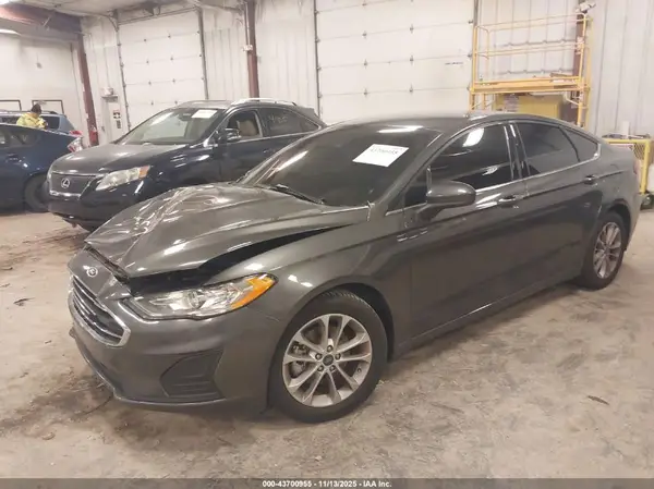3FA6P0HDXKR169464 2019 FORD FUSION - Image 2