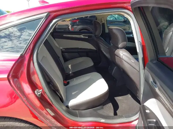 3FA6P0HDXKR171439 2019 FORD FUSION - Image 8