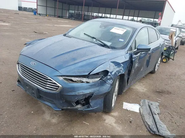 3FA6P0HDXKR186233 2019 FORD FUSION - Image 2